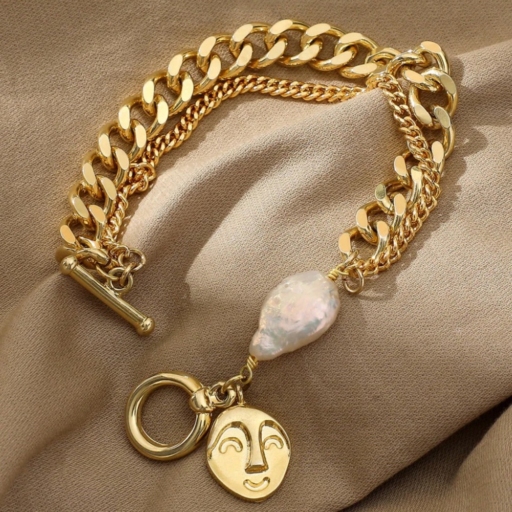 Mason&Madison Co. gold and pearl bracelet